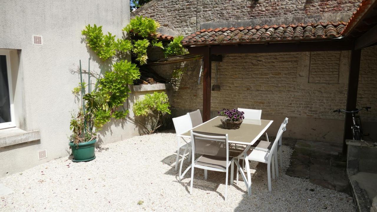 Bed and Breakfast La Rochelle Et L'Aunis Saint-Sauveur-d'Aunis Экстерьер фото